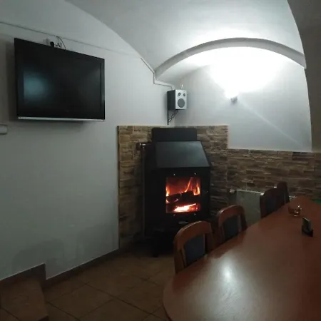U Dvojice Affittacamere 3*