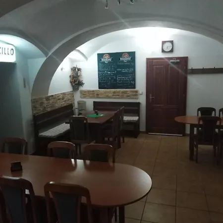 U Dvojice 3* 诺夫梅斯托纳马瑞夫