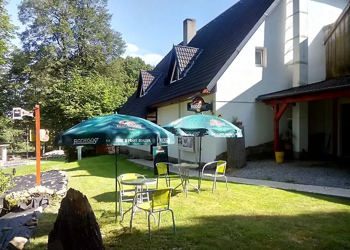 U Dvojice 3*